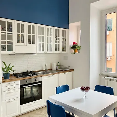 Lucia's Suites, Charming In Apartament *
