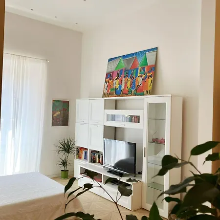 Apartament Lucia's Suites, Charming In